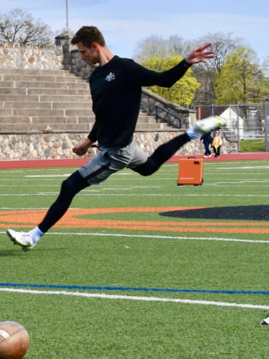 trackman_blog_nfl_kicker_shot_card