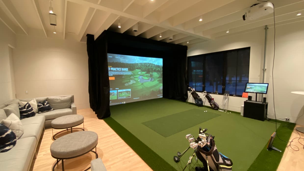 Private_case_19_trackman_simulator_golf