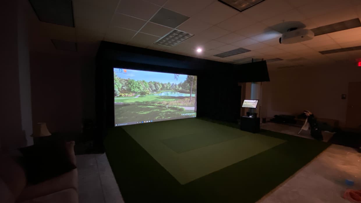 Private_case_17_trackman_simulator_golf